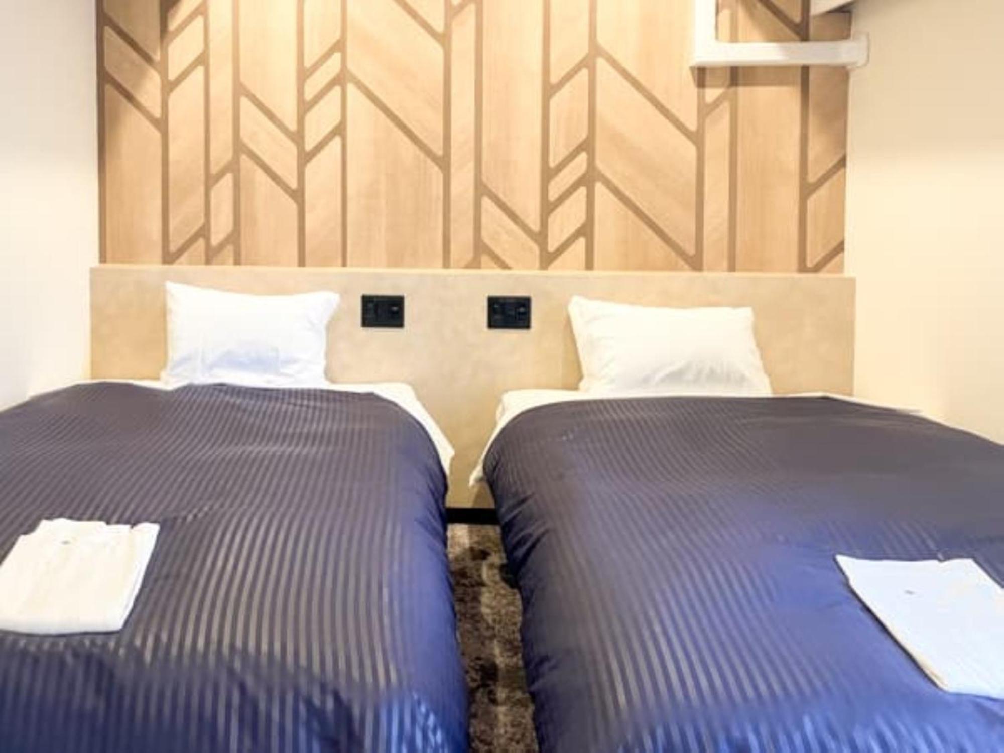 Hotel Livemax Budget Yokohama Kannai Room photo