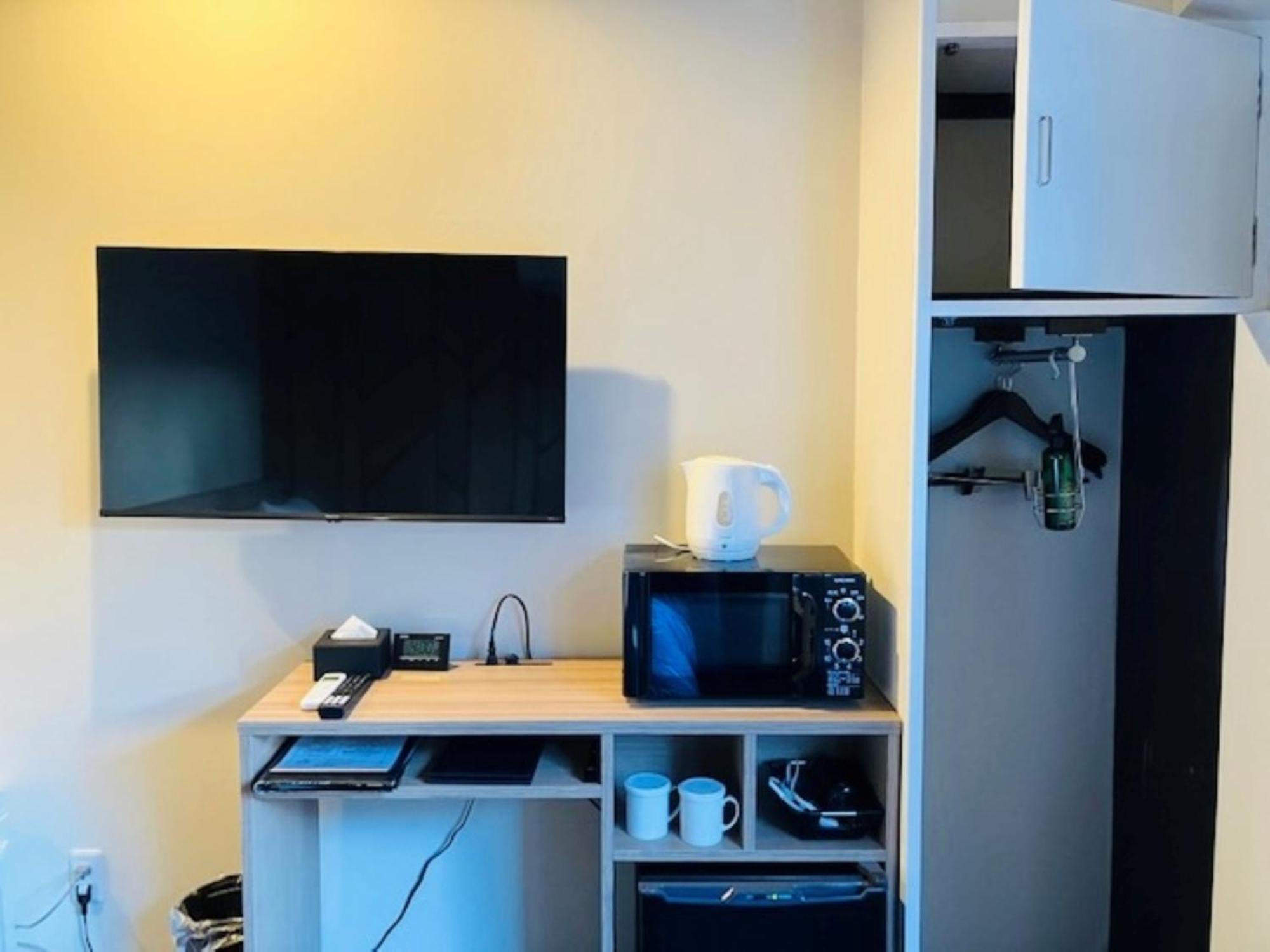 Hotel Livemax Budget Yokohama Kannai Room photo